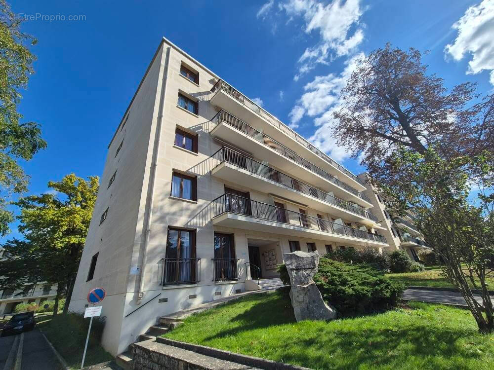 Appartement à RAMBOUILLET