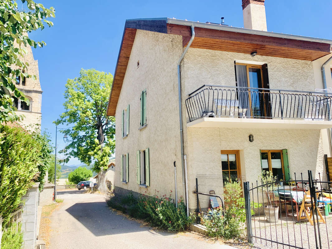 Maison de village 150 m2 avec terrasse - photo 11