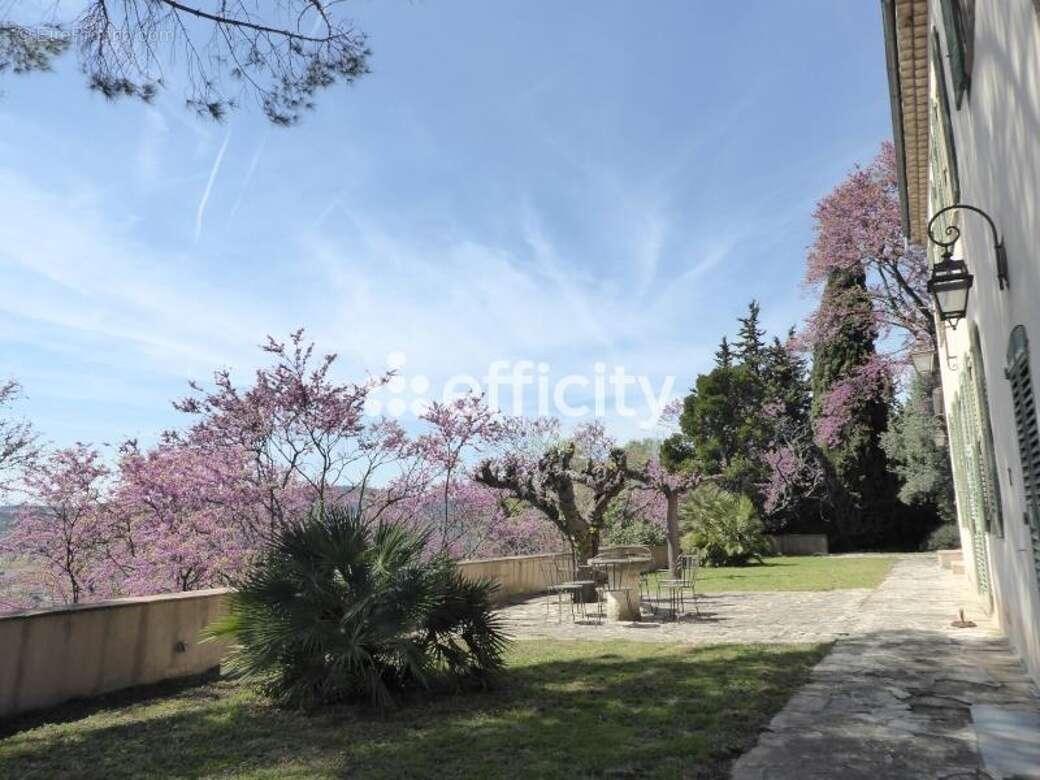 Maison à DRAGUIGNAN