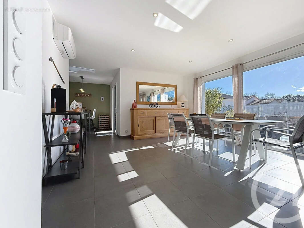 Maison à SANTA-MARIA-POGGIO