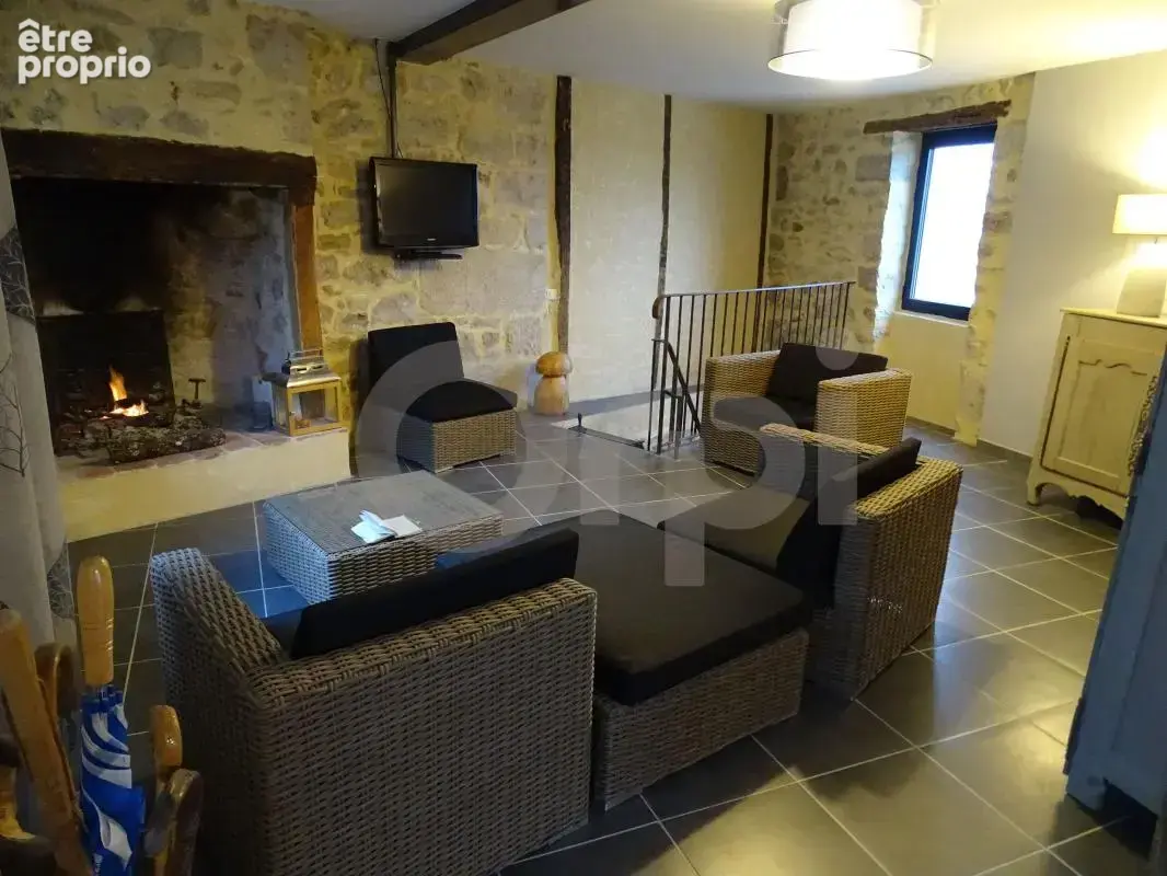 Authentique maison rénovée en pierre – Terrasson - photo 6