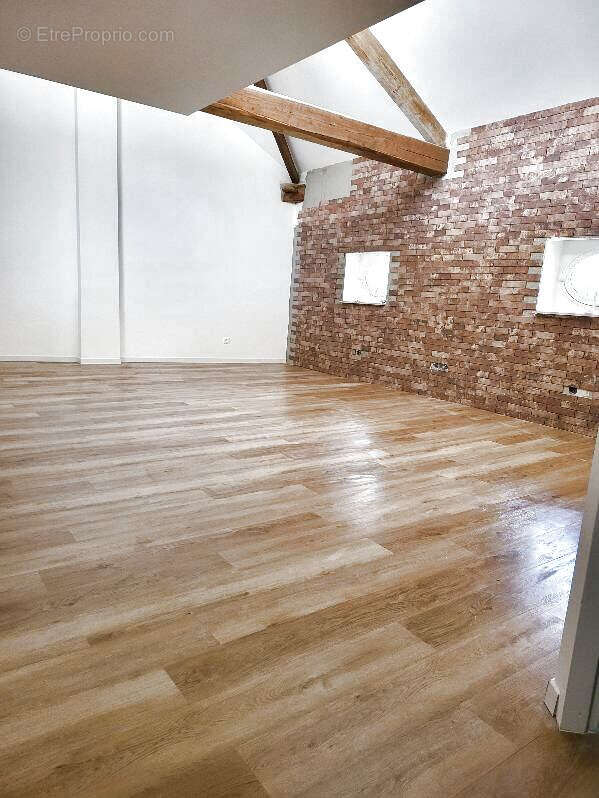 Appartement à BEAUREPAIRE