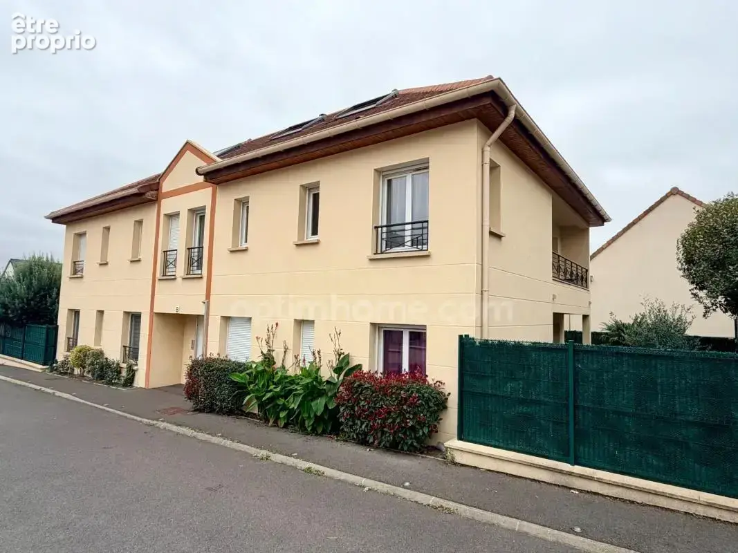 Appartement à LINAS