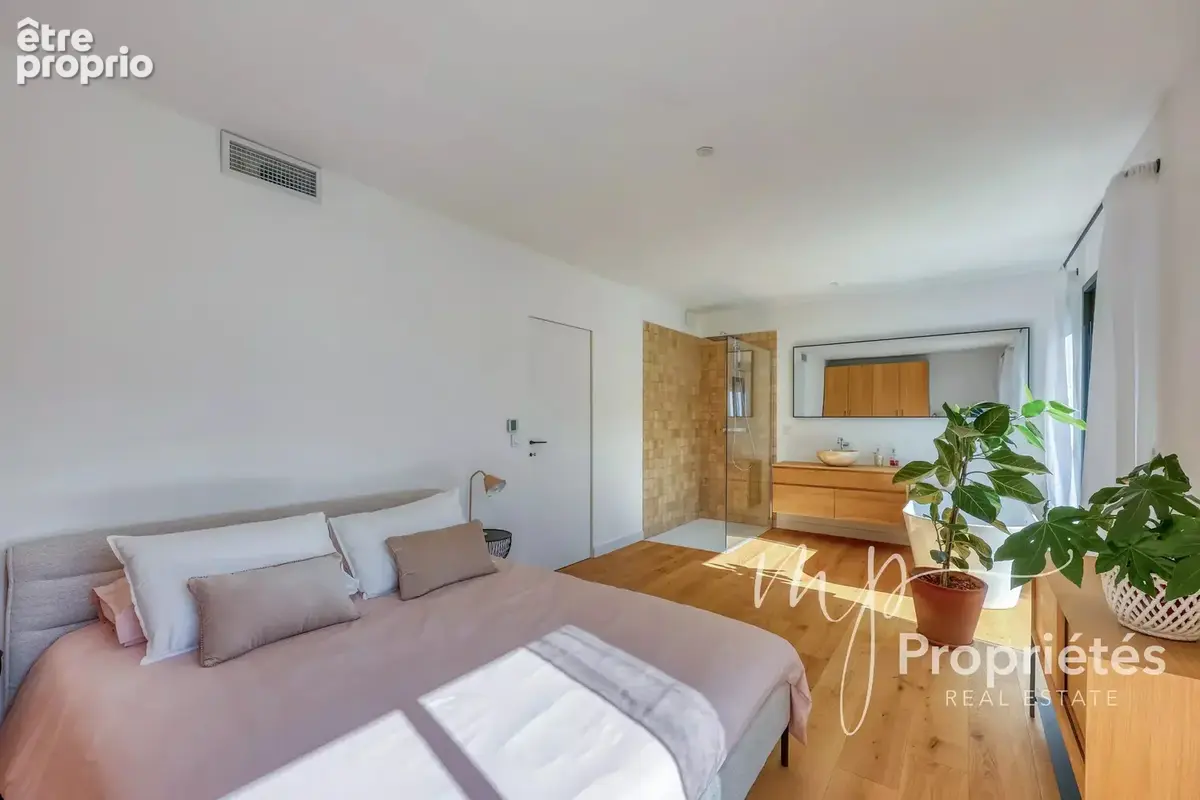 À VENDRE – Cavalaire-sur-Mer – Villa contemporaine avec vue mer 4 suites et prestations haut de gamme - photo 39
