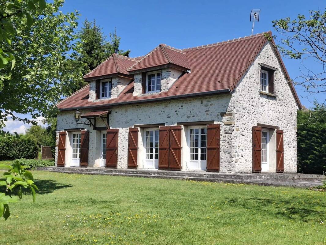 Maison à LA FERTE-GAUCHER