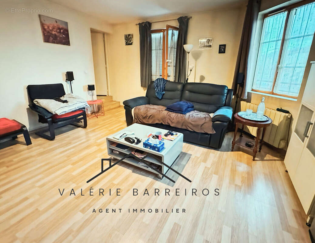 immeuble, fond de  Commerce, plus 2 appartements - photo 10