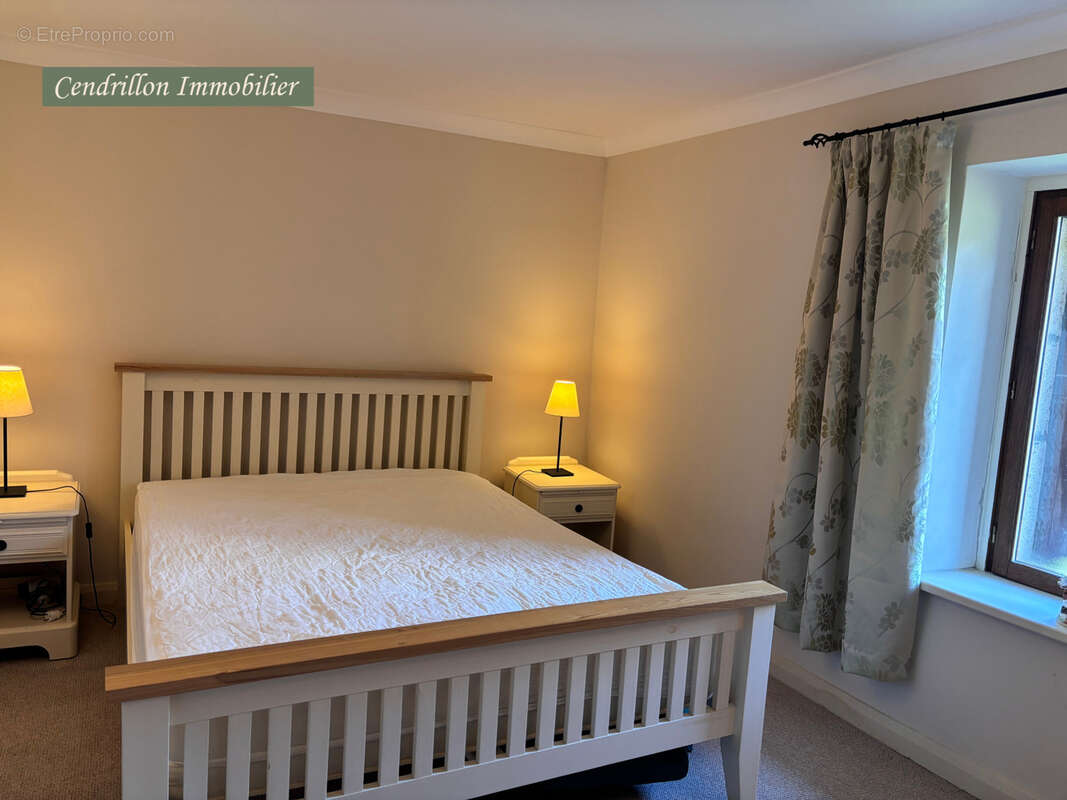 Maison à SAINT-JUNIEN-LA-BREGERE