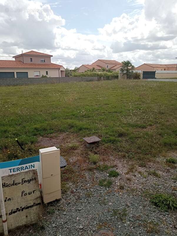 Maison à BAZOGES-EN-PAILLERS