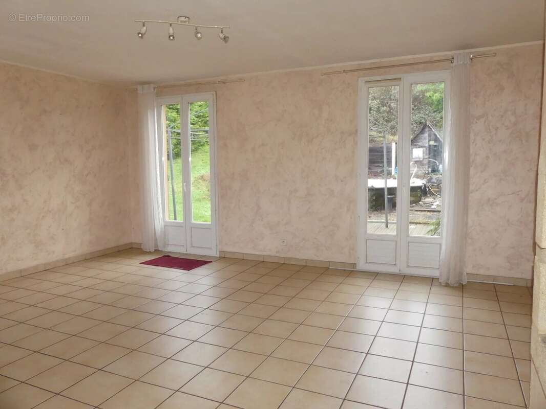 Maison à LE CREUSOT