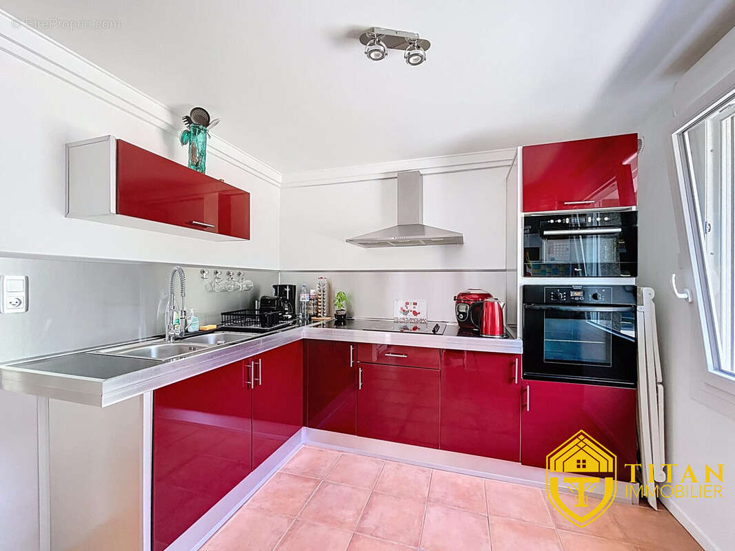 Maison 4 chambres, garage, jardin, Dunkerque Centre-Victoire (59140)   - Maison à DUNKERQUE