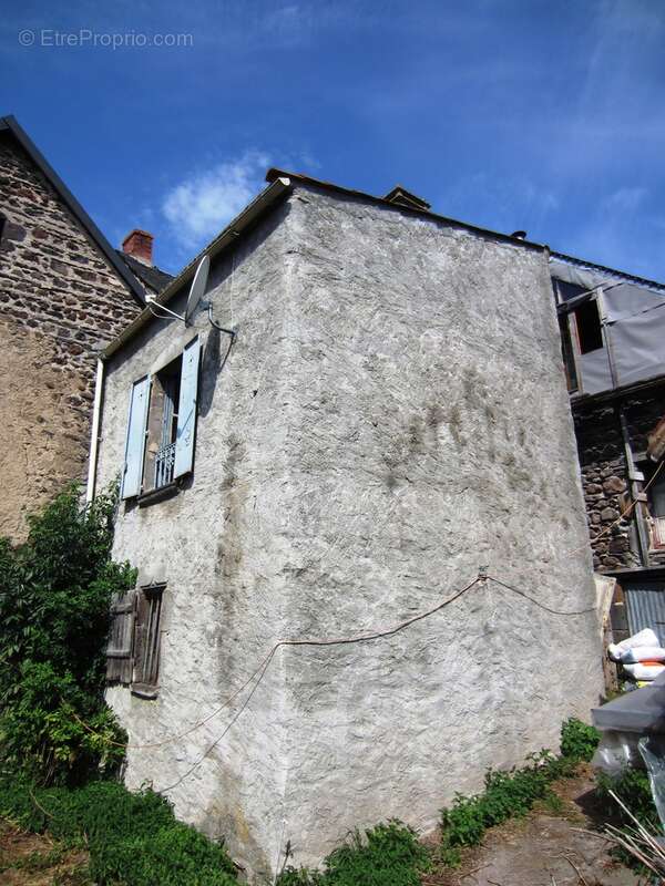 Maison à CHASSAGNE