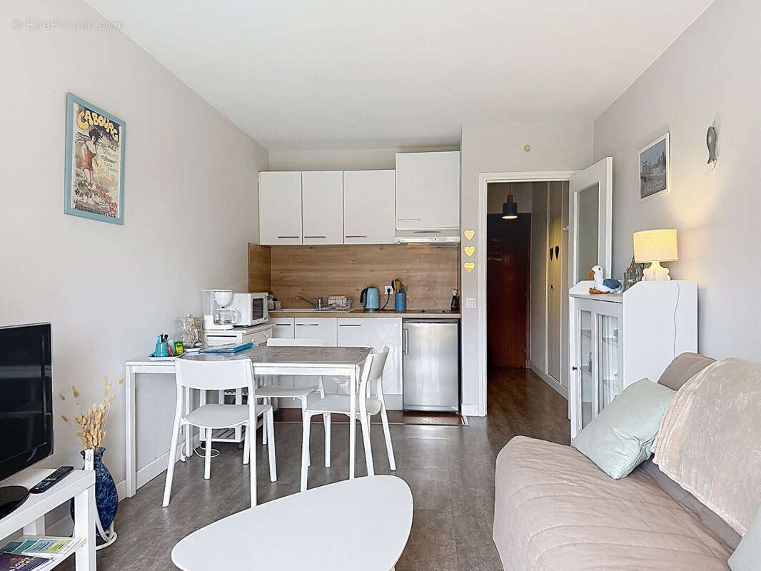 Studio 23,3 m2 VUE MER - photo 4