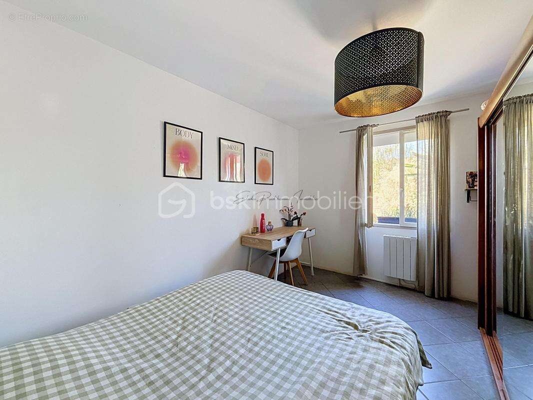 Maison familiale 118 m²  - 4 chambres - Terrain 1000 m² - Sans vis à vis - photo 5
