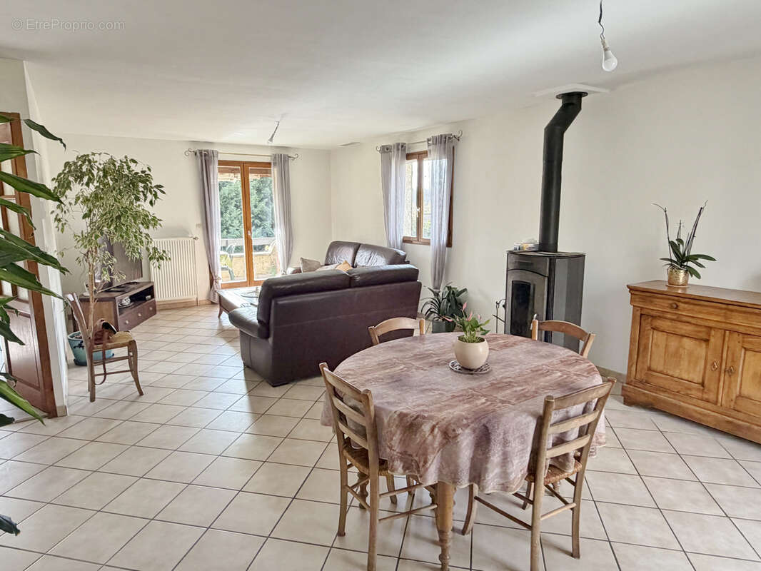 Maison à CRAPONNE