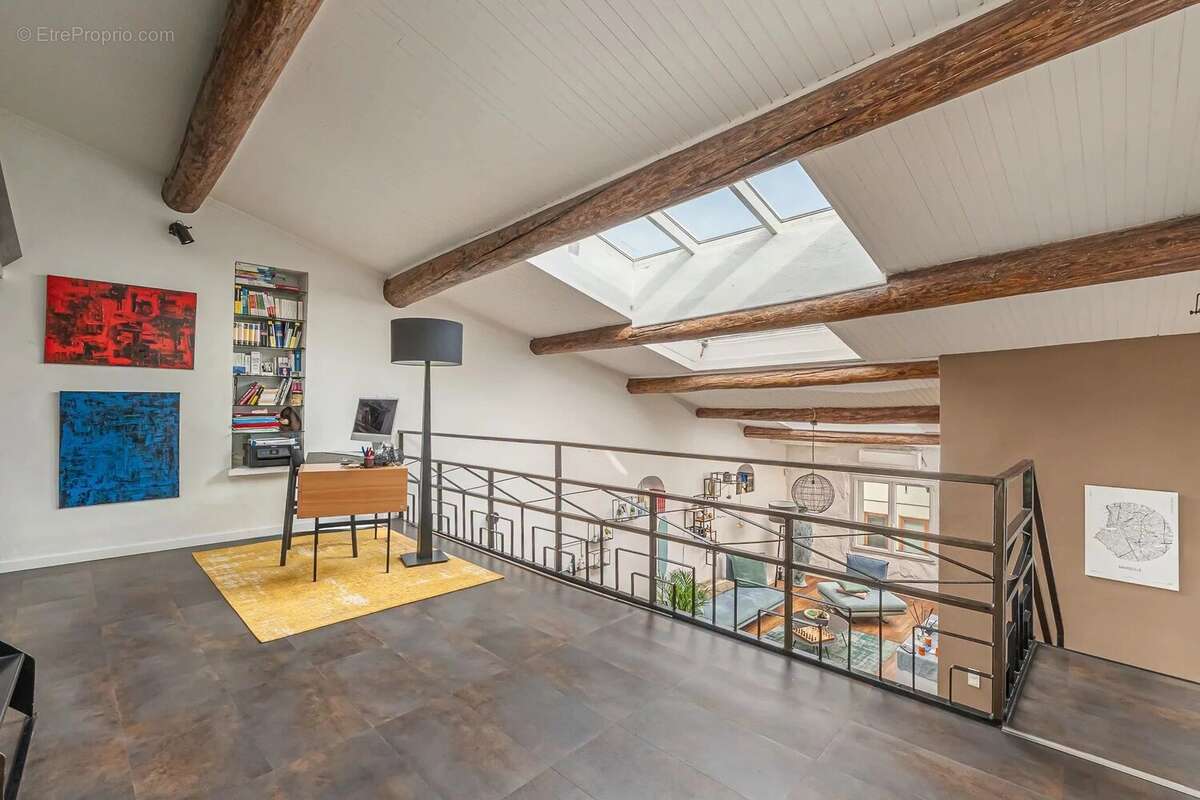 Appartement à MARSEILLE-7E