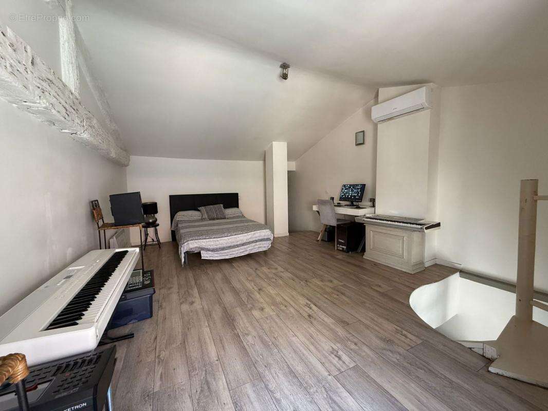 Appartement à CALLIAN