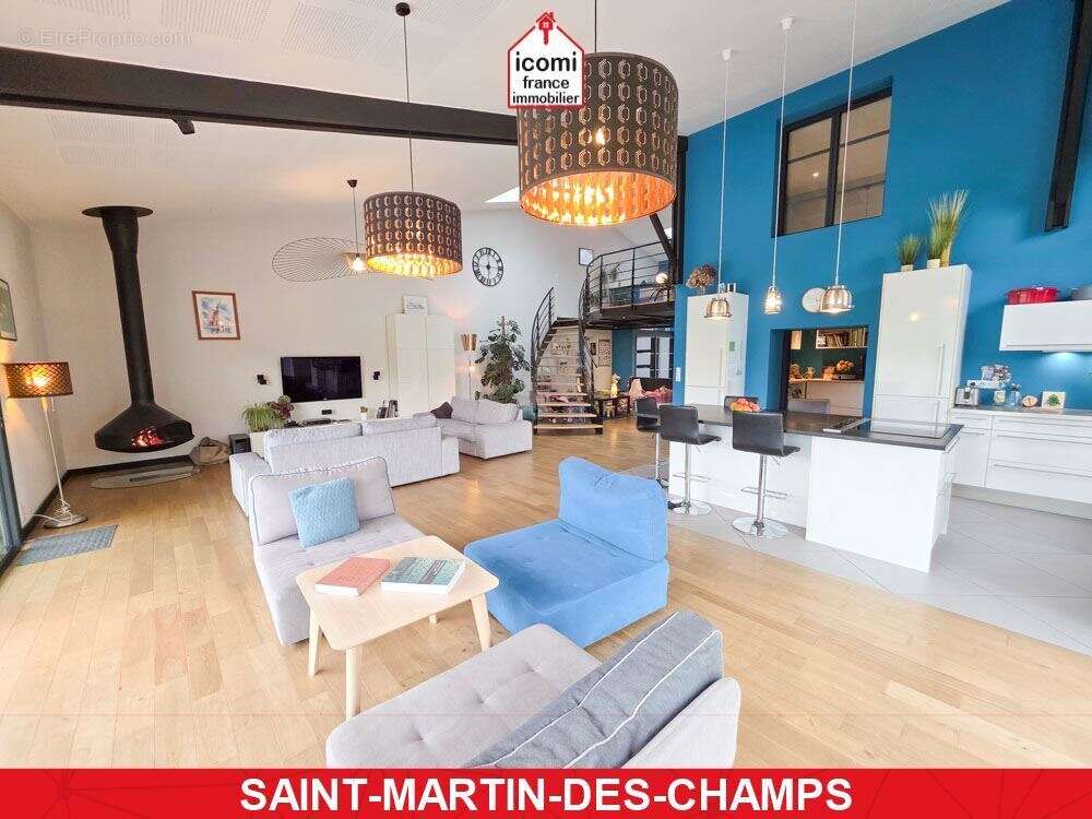 Maison à SAINT-MARTIN-DES-CHAMPS