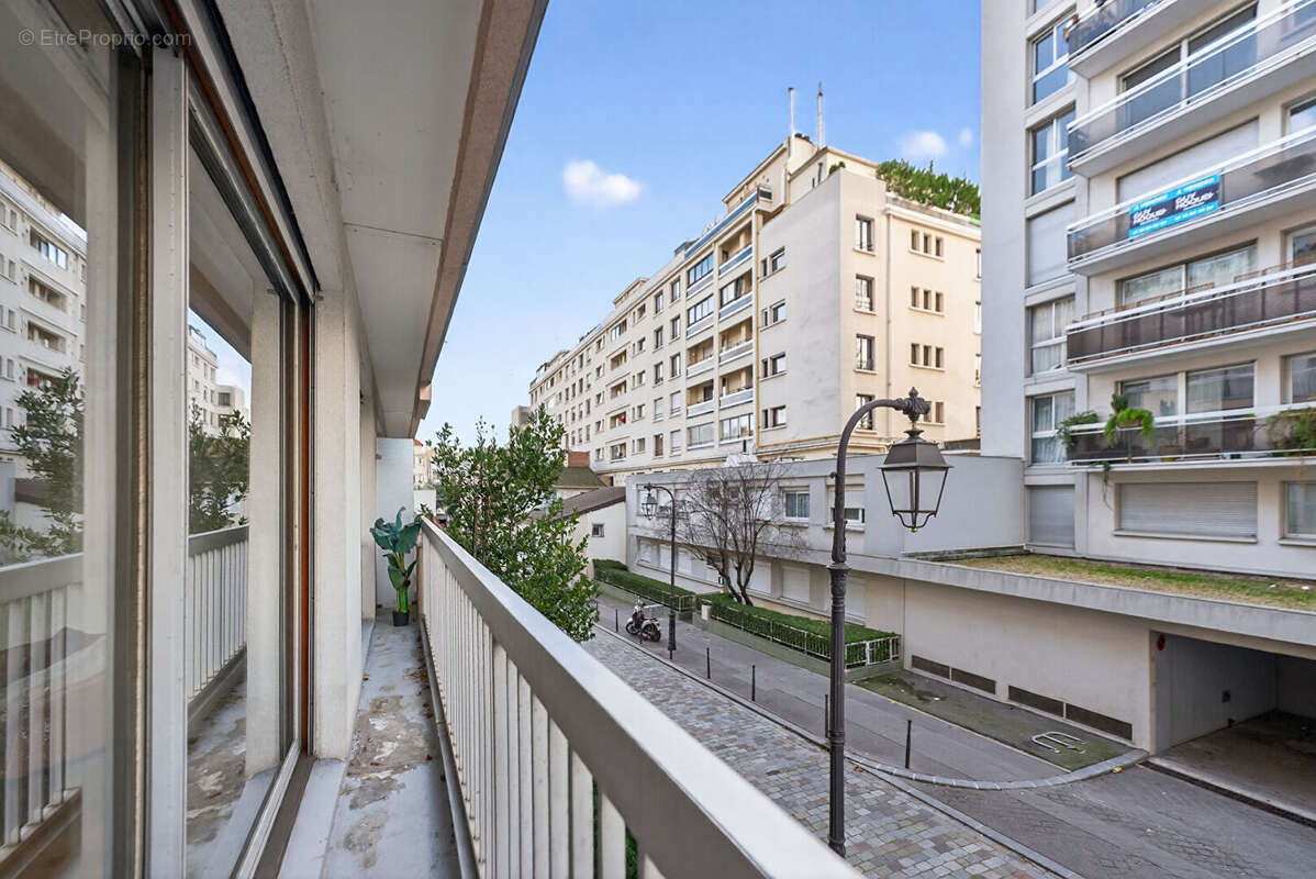 Appartement à PARIS-12E