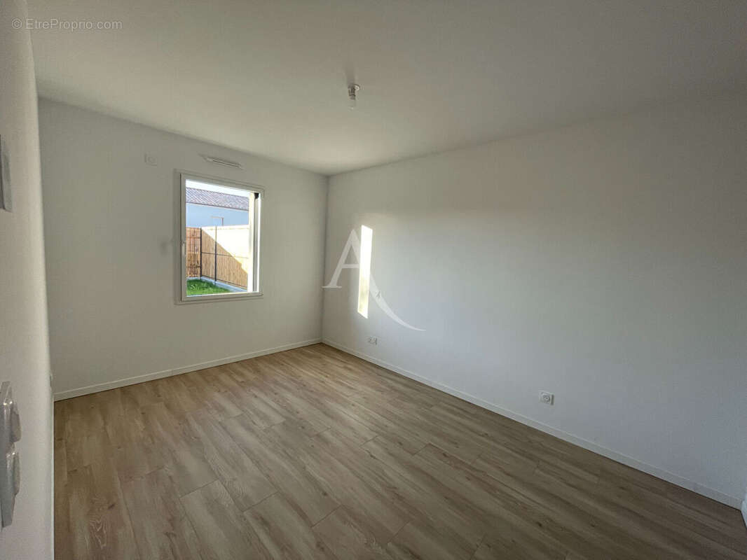 Maison à SAINT-HILAIRE-LA-FORET