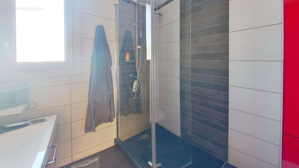 Maison de caractère Brignoles 8 pièces 216 m2 - photo 3