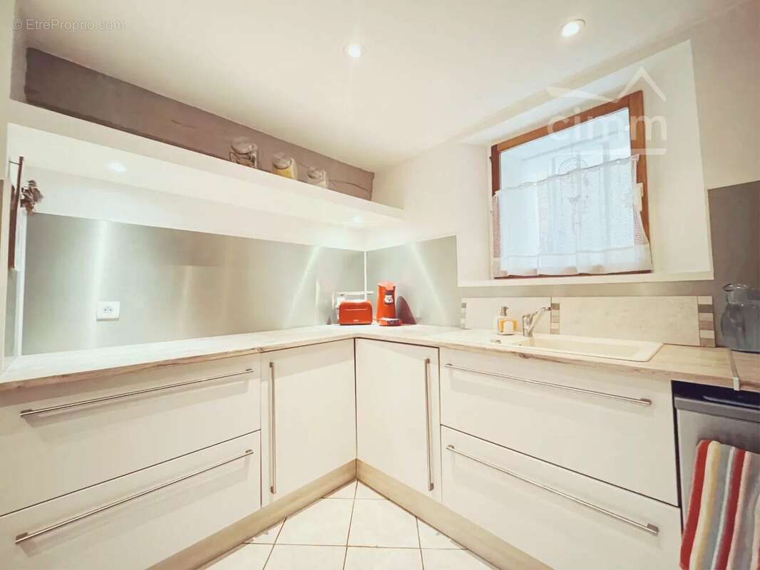 Maison à MORAS-EN-VALLOIRE