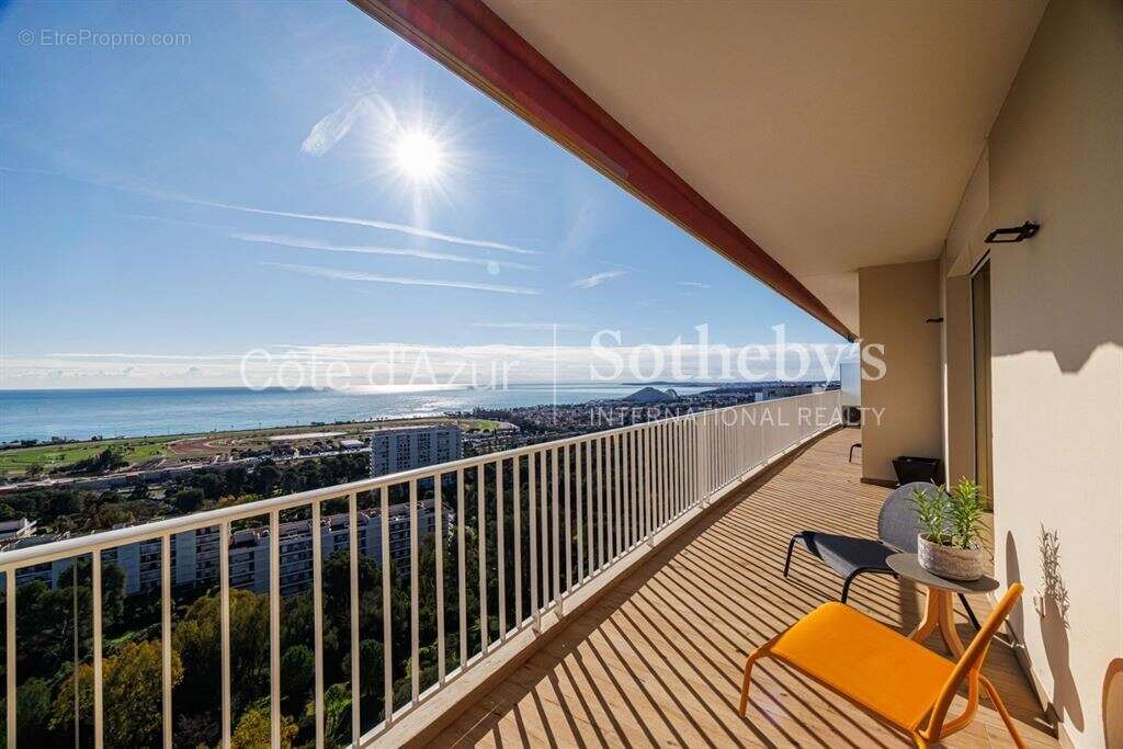 Penthouse 3 pièces avec rooftop et vue mer Domaine du Loup, Côte d’Azur - photo 4