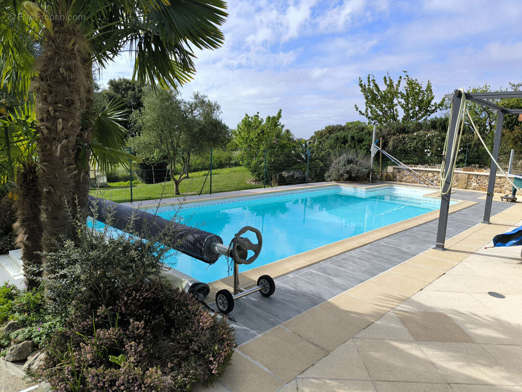 Maison à CHENAC-SAINT-SEURIN-D'UZET