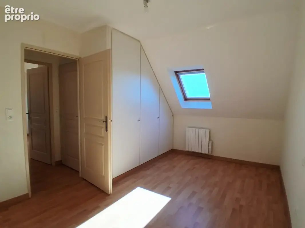 Appartement en duplex avec balcon vue Loire - 1er étage - photo 9