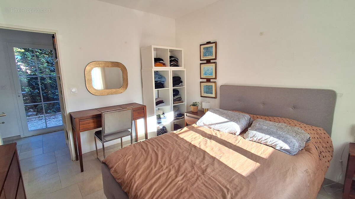 Maison à ENSUES-LA-REDONNE