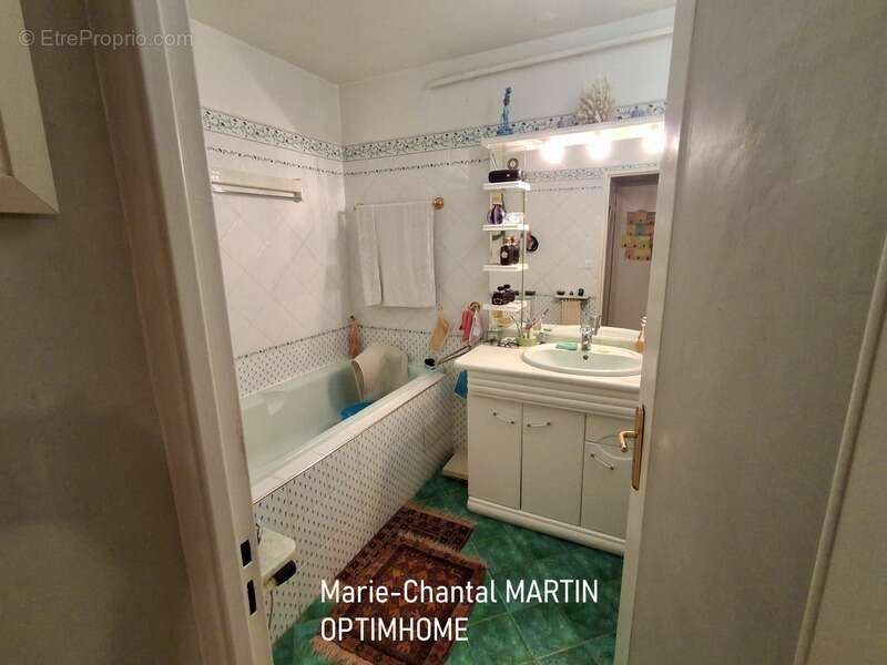 Appartement à MARSEILLE-8E