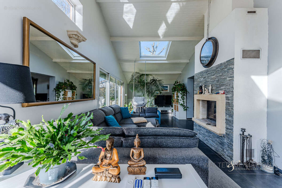 Maison à SAINT-JEAN-D&#039;ILLAC