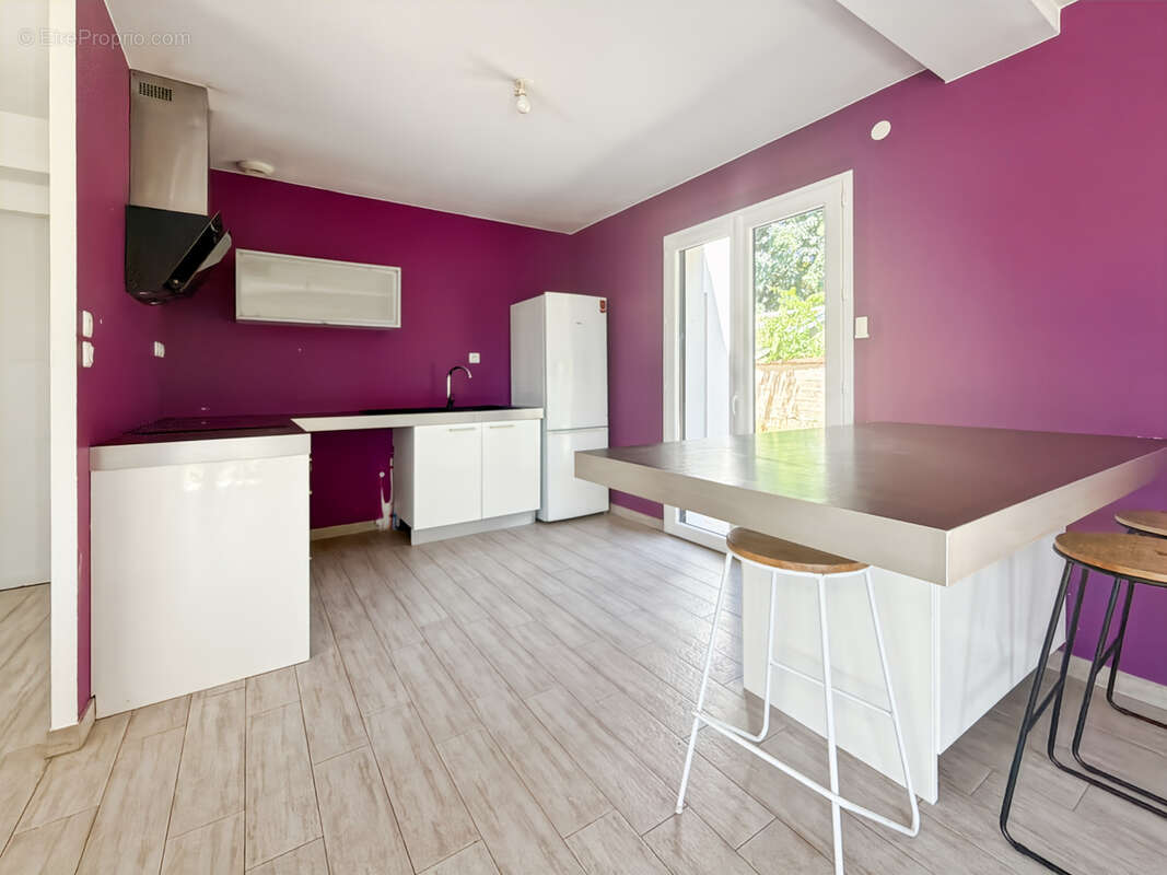 Trévoux - Maison familiale récente 4 chambres dont suite de plain pied - photo 4