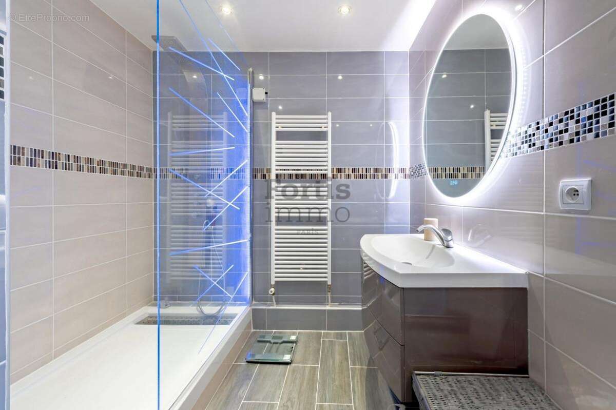 Appartement à PARIS-13E