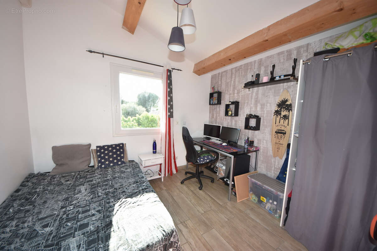 Maison à GINESTAS
