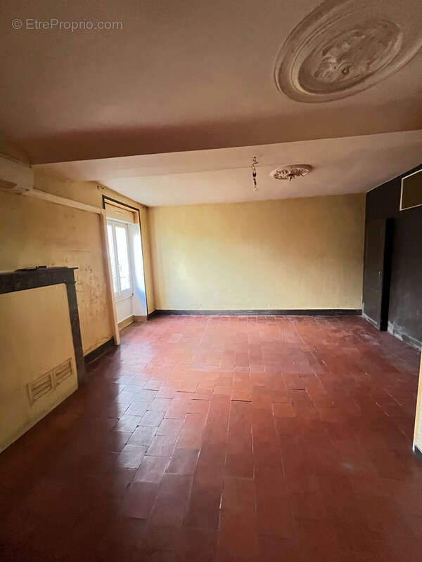 Maison à SAINT-LEONARD-DES-BOIS