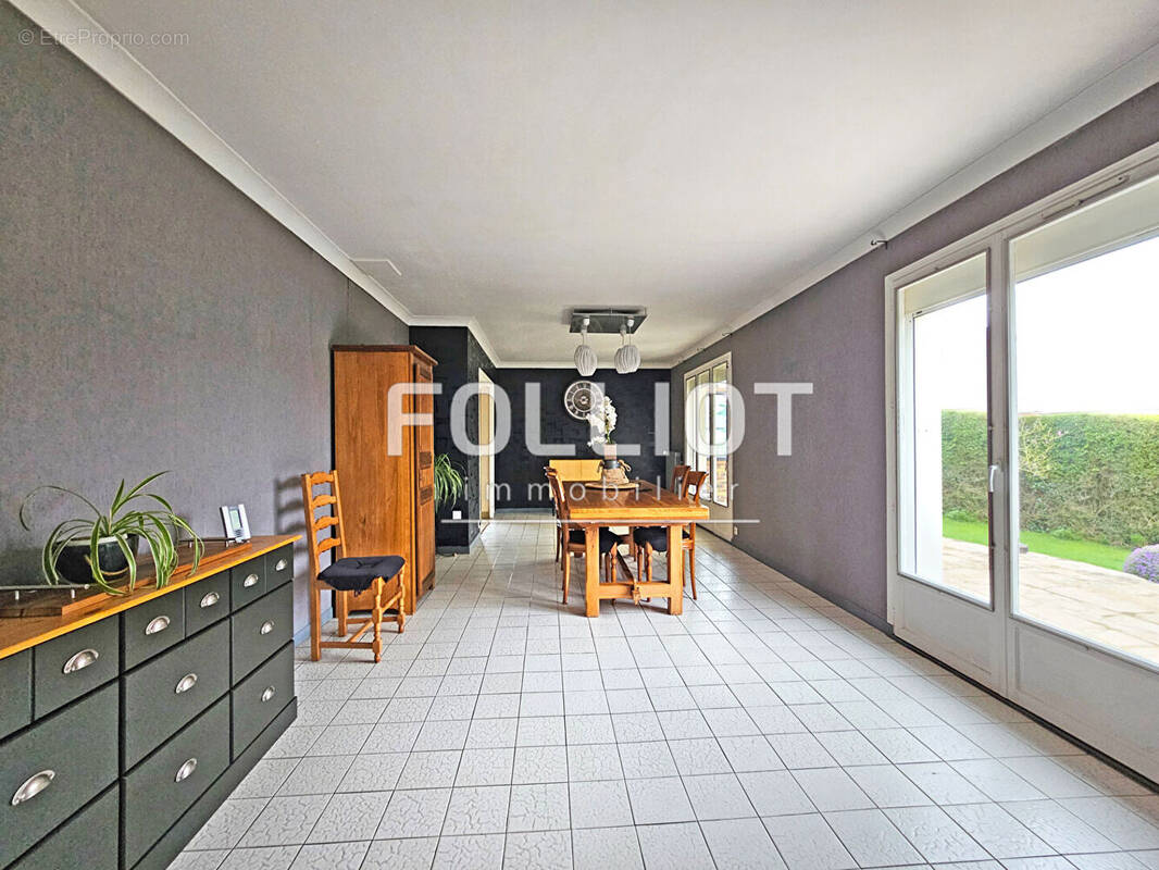 Maison à DOUVRES-LA-DELIVRANDE