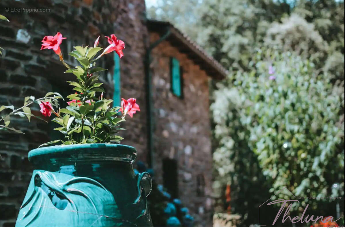 Maison à SAUMANE
