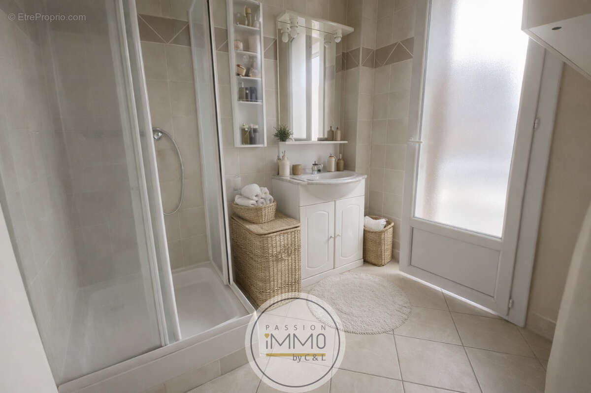 Appartement à CHATEAU-ARNOUX-SAINT-AUBAN