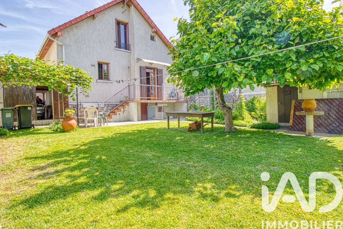 Photo 1 - Maison à VILLIERS-LE-BEL