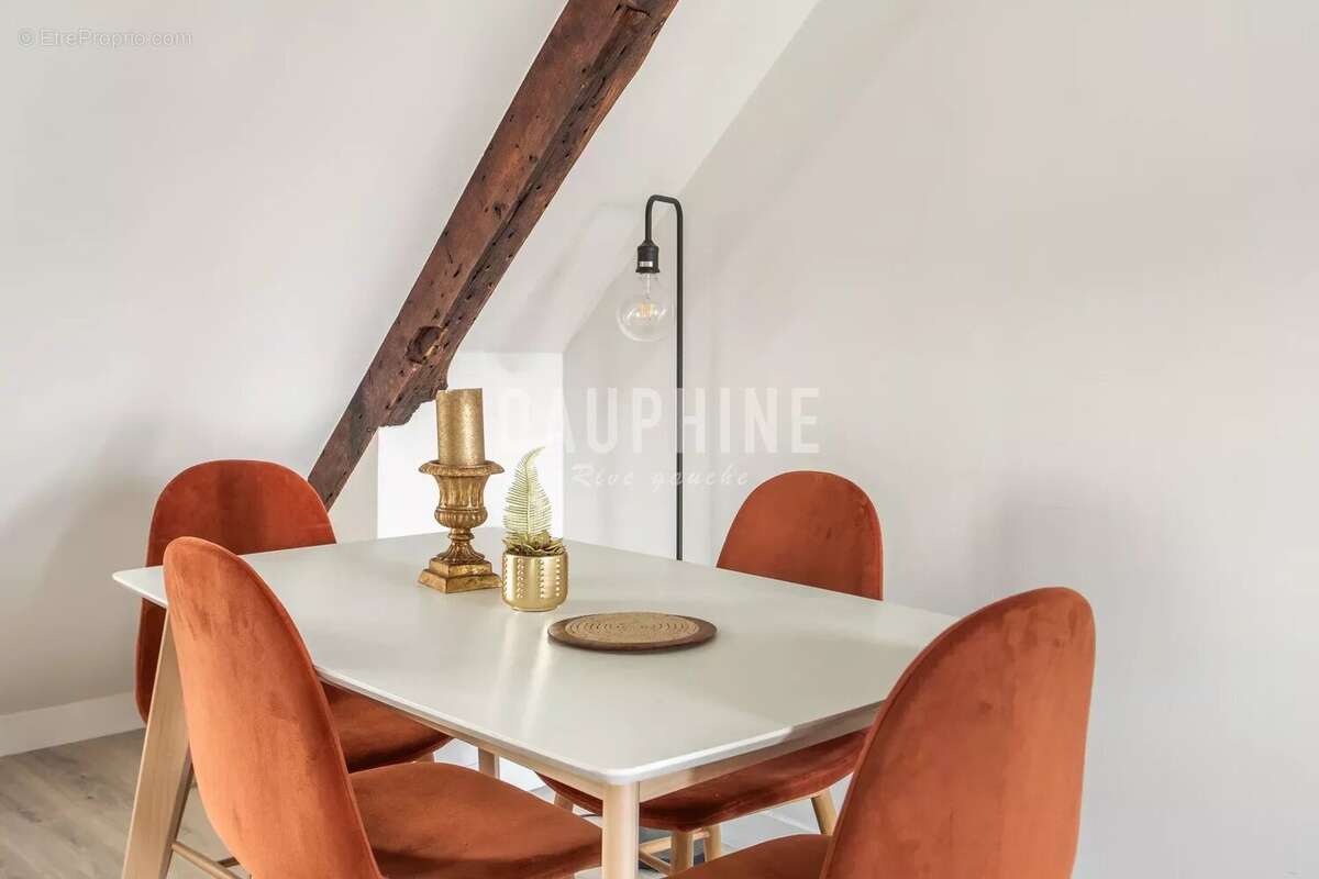 Appartement à PARIS-6E