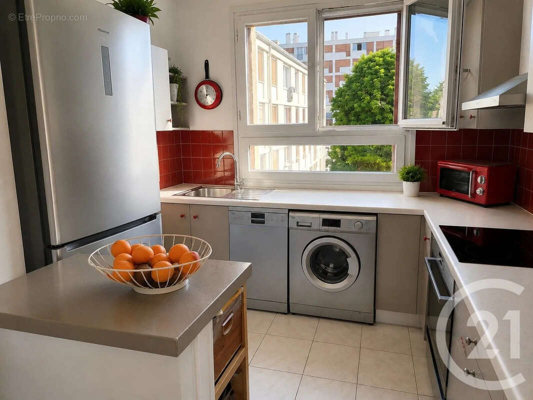 Appartement à SAINT-MAUR-DES-FOSSES
