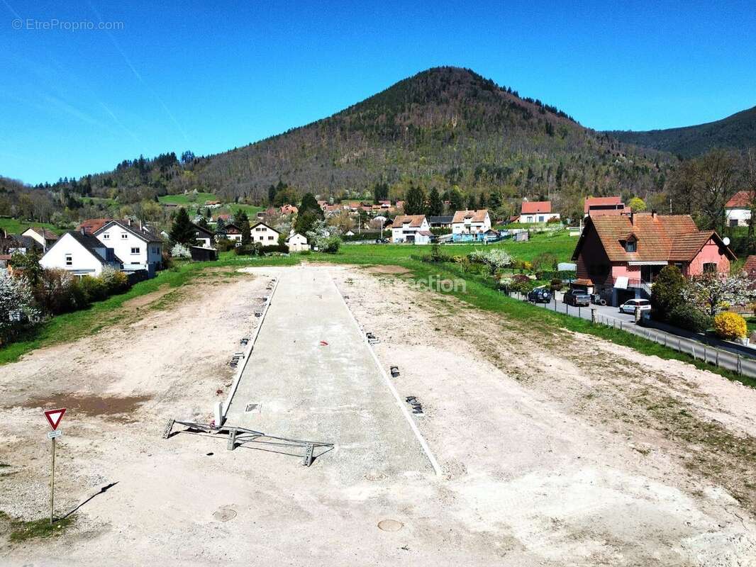 Terrain à LIEPVRE