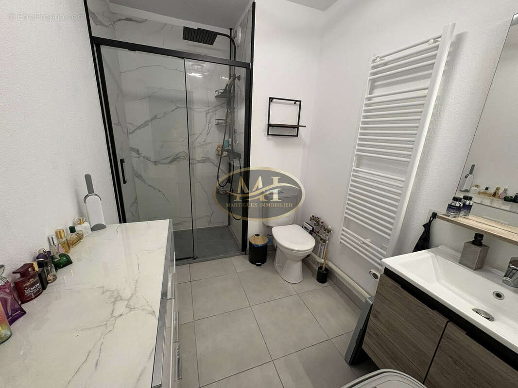 Appartement à PORT-DE-BOUC