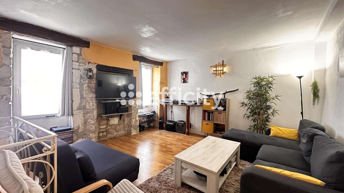 Maison à PIERRELATTE