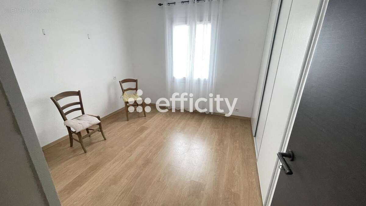Maison 110 m² à Gargas  - photo 16