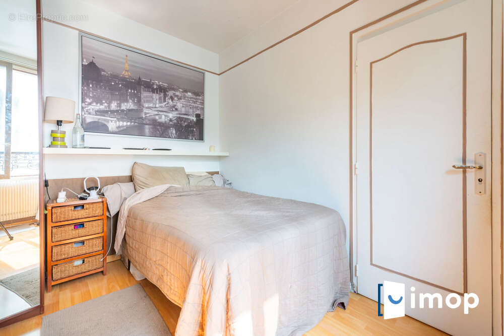 Maison à COURBEVOIE