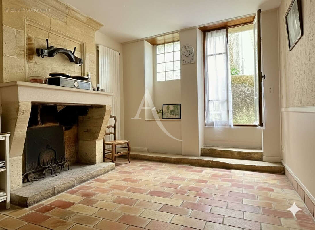 Maison à BLAYE