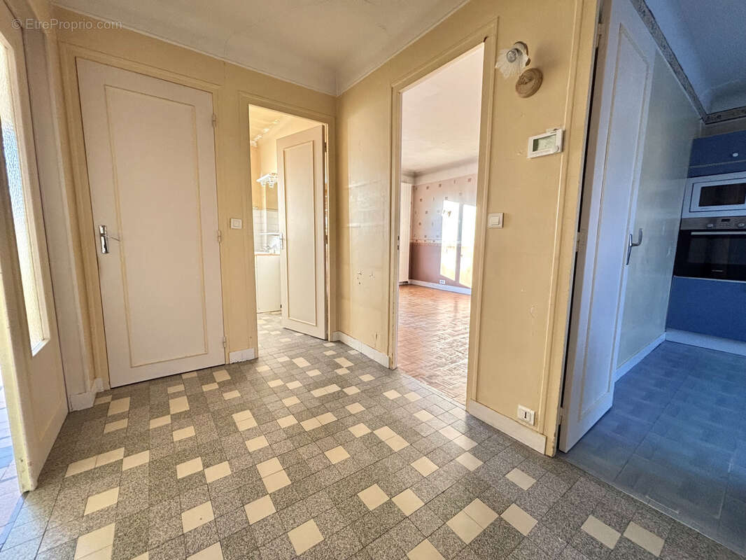 Maison à CRECY-LA-CHAPELLE