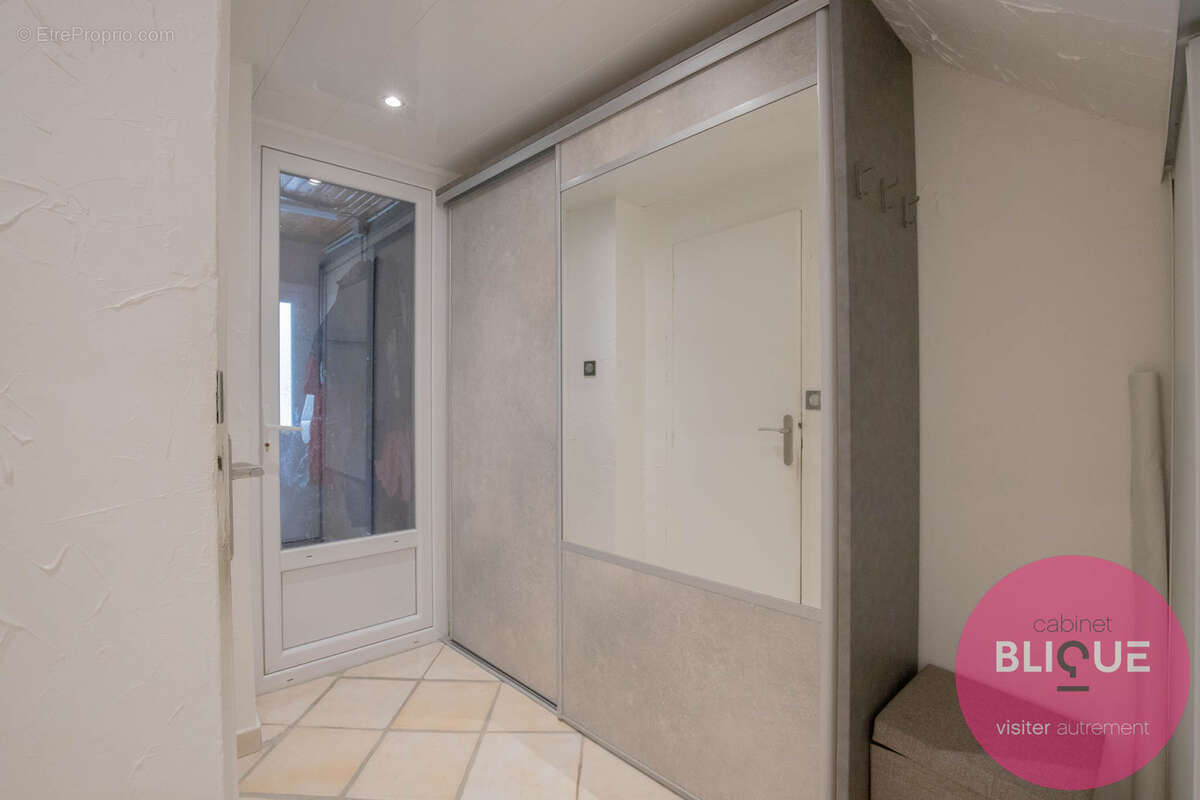 Maison à THEZEY-SAINT-MARTIN