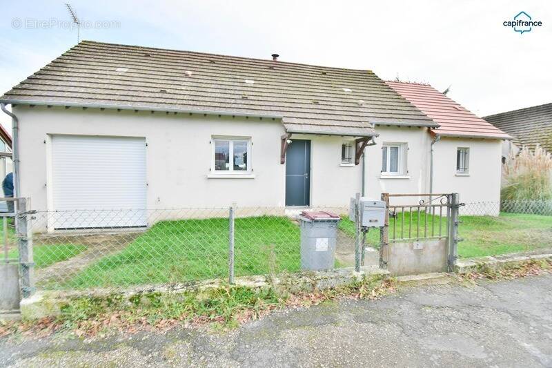 Maison à SAINT-AIGNAN